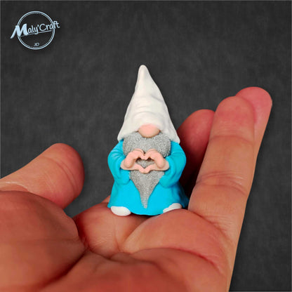 Gnome aimanté bleu & blanc Marseille – Figurine 3D “Mains en cœur” – Création Maly’Craft