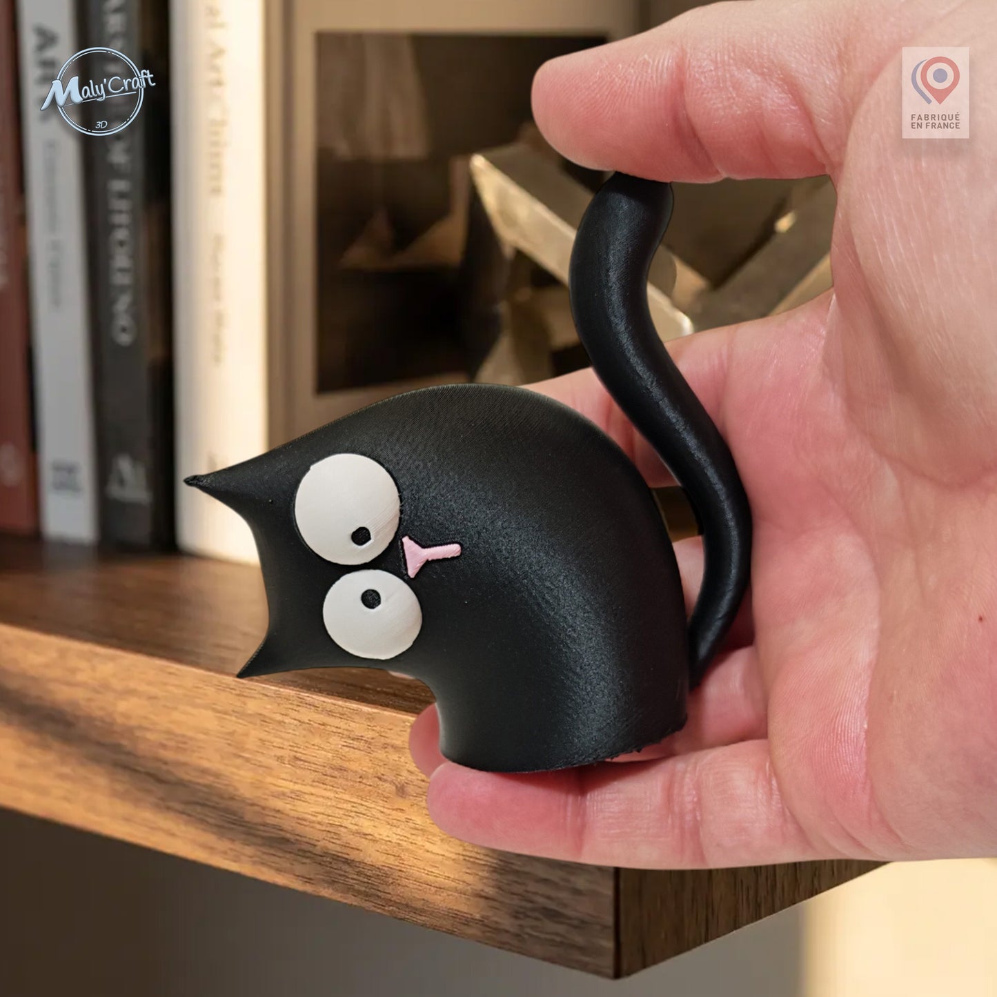 Figurine chat kawaii 3D taille 7 cm tenue dans la main, statuette noir mat gros yeux, atelier MalyCraft France