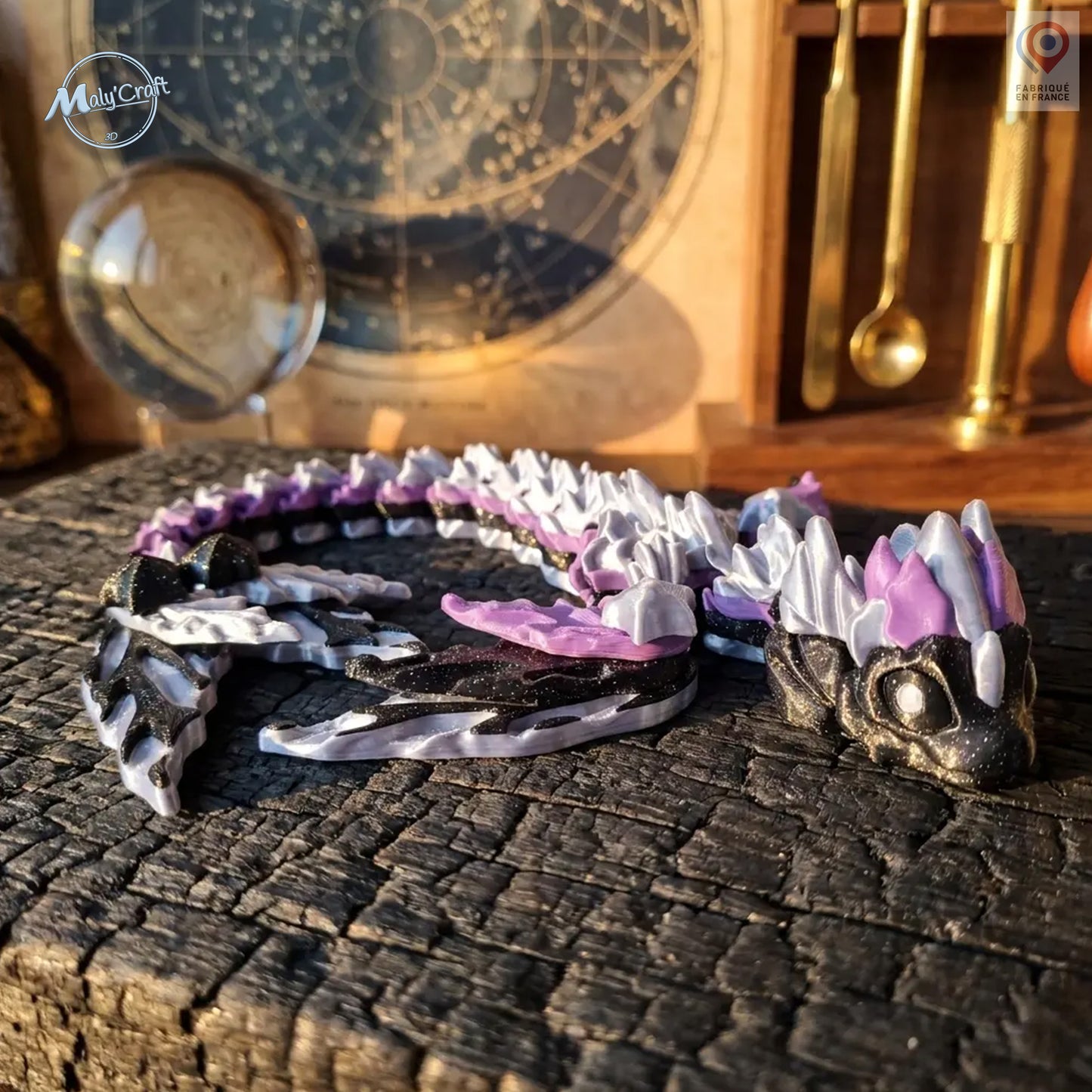 Dragon articulé Mizu édition Galaxy Nuit sur bois brûlé avec carte céleste, figurine collector 3D MalyCraft3D