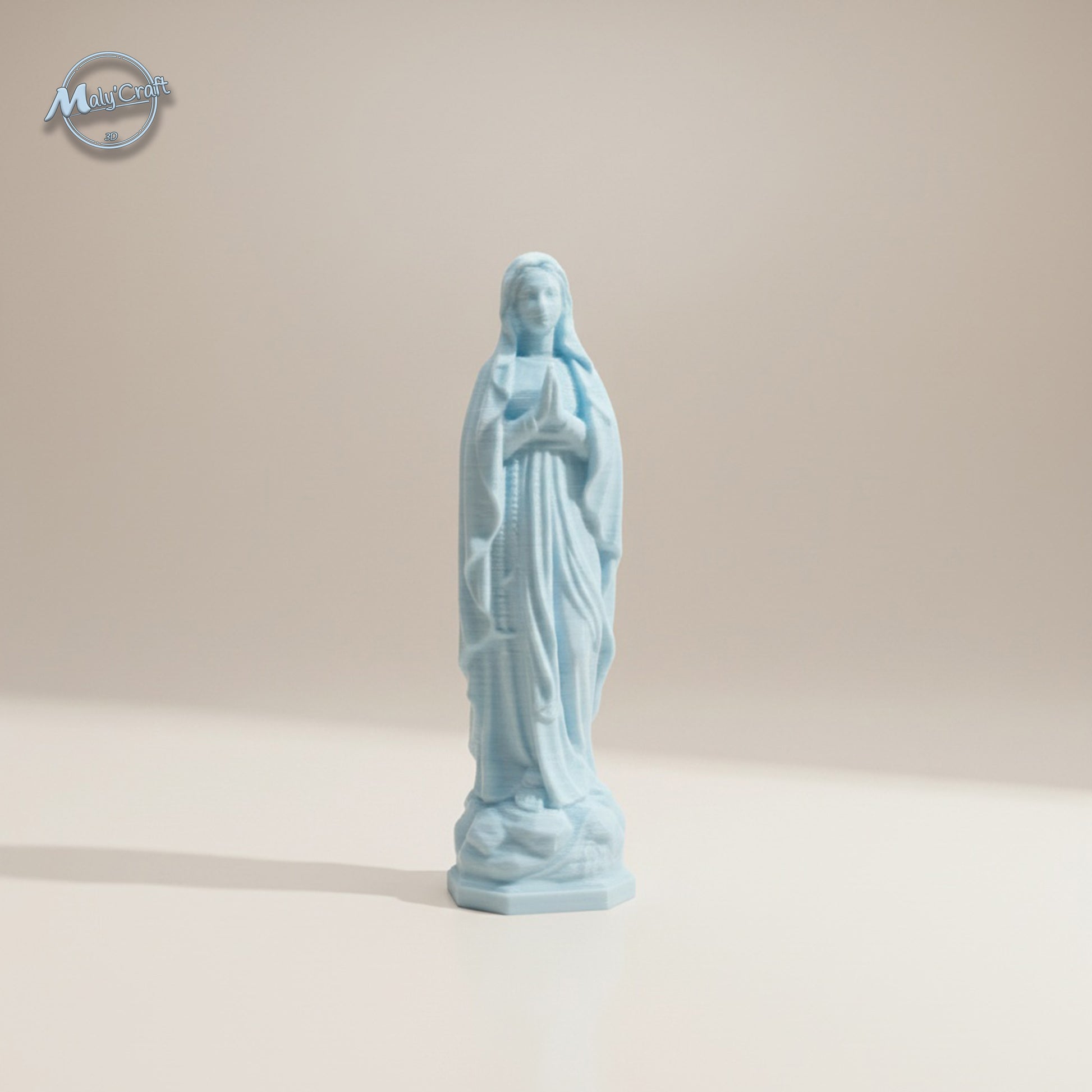 Statue de la Vierge Marie en bleu pastel – impression 3D fine et douce, fabrication artisanale Maly’Craft en France.